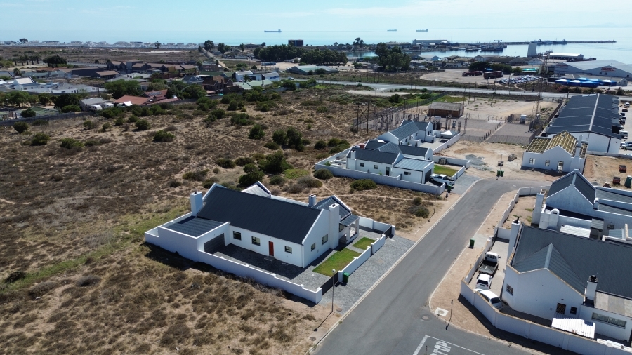 4 Bedroom Property for Sale in Harbour Lights Western Cape